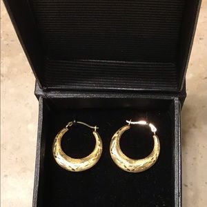 10k gold earrings